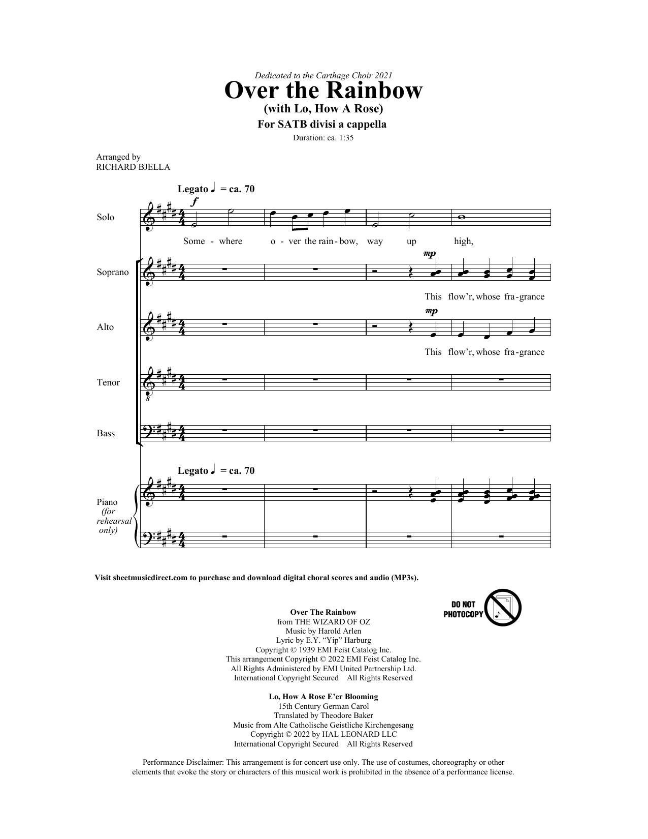 Over The Rainbow (with Lo How a Rose) (arr. Richard Bjella) (SATB Choir) von Harold Arlen and Michael Praetorius