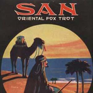 cover: San, Lindsay McPhail, Gesang, Gitarre, Klavier