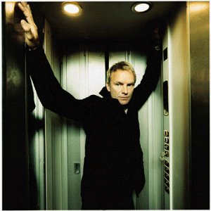 cover: Big Lie Small World, Sting, Gesang, Gitarre, Klavier