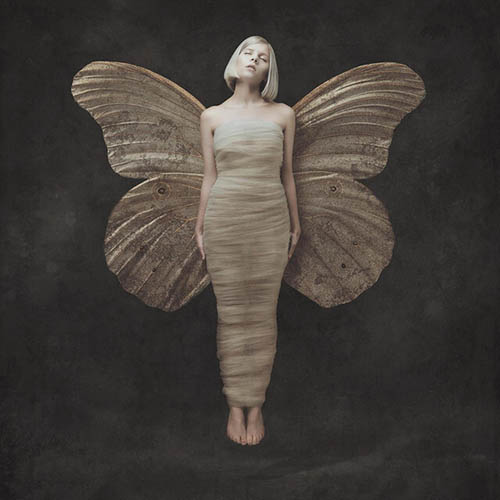 cover: Runaway, Aurora
