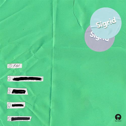 cover: Raw, Sigrid, Gesang, Gitarre, Klavier