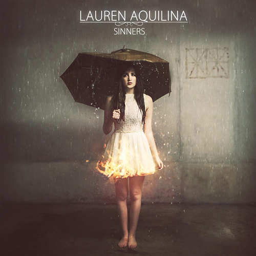 cover: Sinners, Lauren Aquilina, Gesang, Gitarre, Klavier