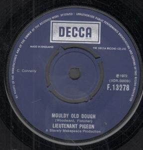 cover: Mouldy Old Dough, Lieutenant Pigeon, Gesang, Gitarre, Klavier