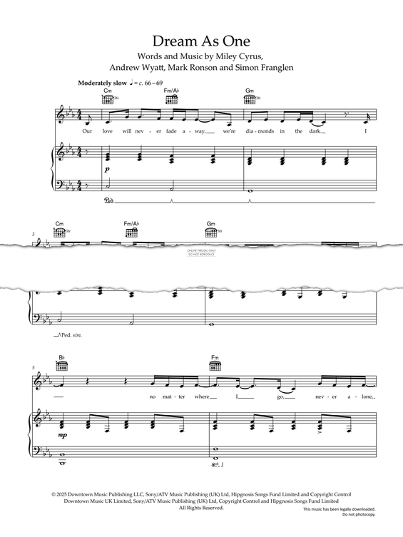 gallery: Dream As One, Miley Cyrus