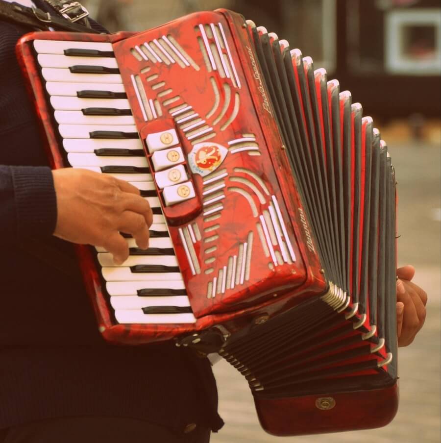 Harmonika-Spiel