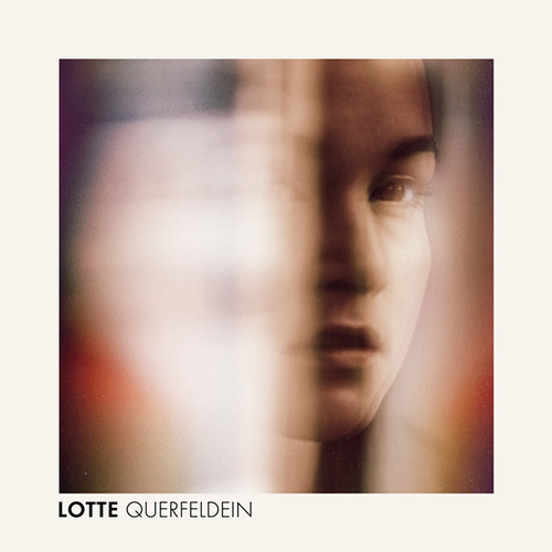 cover: Auf beiden Beinen, LOTTE, Gesang, Gitarre, Klavier