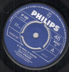 cover: In The Middle Of Nowhere, Dusty Springfield, Gesang, Gitarre, Klavier