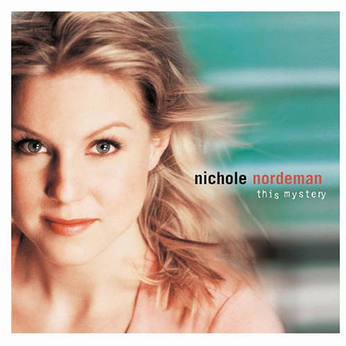 cover: Every Season, Nichole Nordeman, Gesang, Gitarre, Klavier