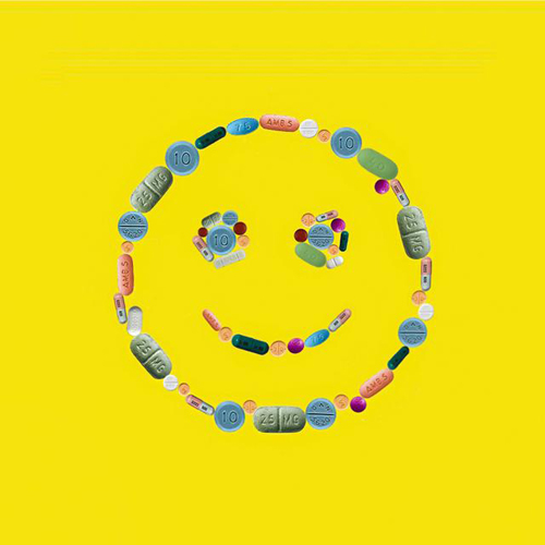 cover: Medicate, Gabbie Hanna, Gesang, Gitarre, Klavier