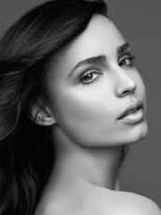 cover: I Didn't Know, Sofia Carson, Gesang, Gitarre, Klavier