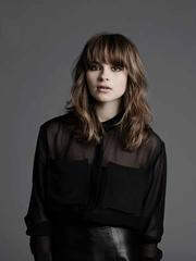 cover: Waking Up Slow, Gabrielle Aplin, Gesang, Gitarre, Klavier
